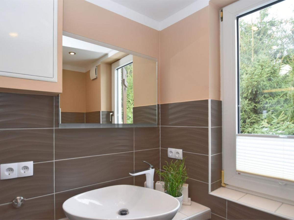 Apartment With Private Terrace Friedrichshohe  Екстериор снимка
